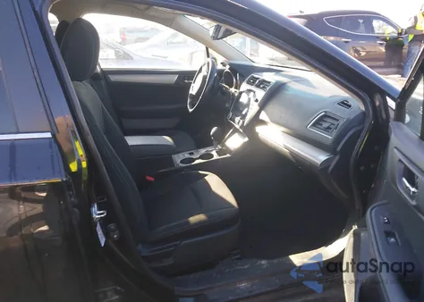 2018 Subaru Outback 2.5I Premium z USA, uszkodzony, nr VIN 4S4BSAFC8J3279767